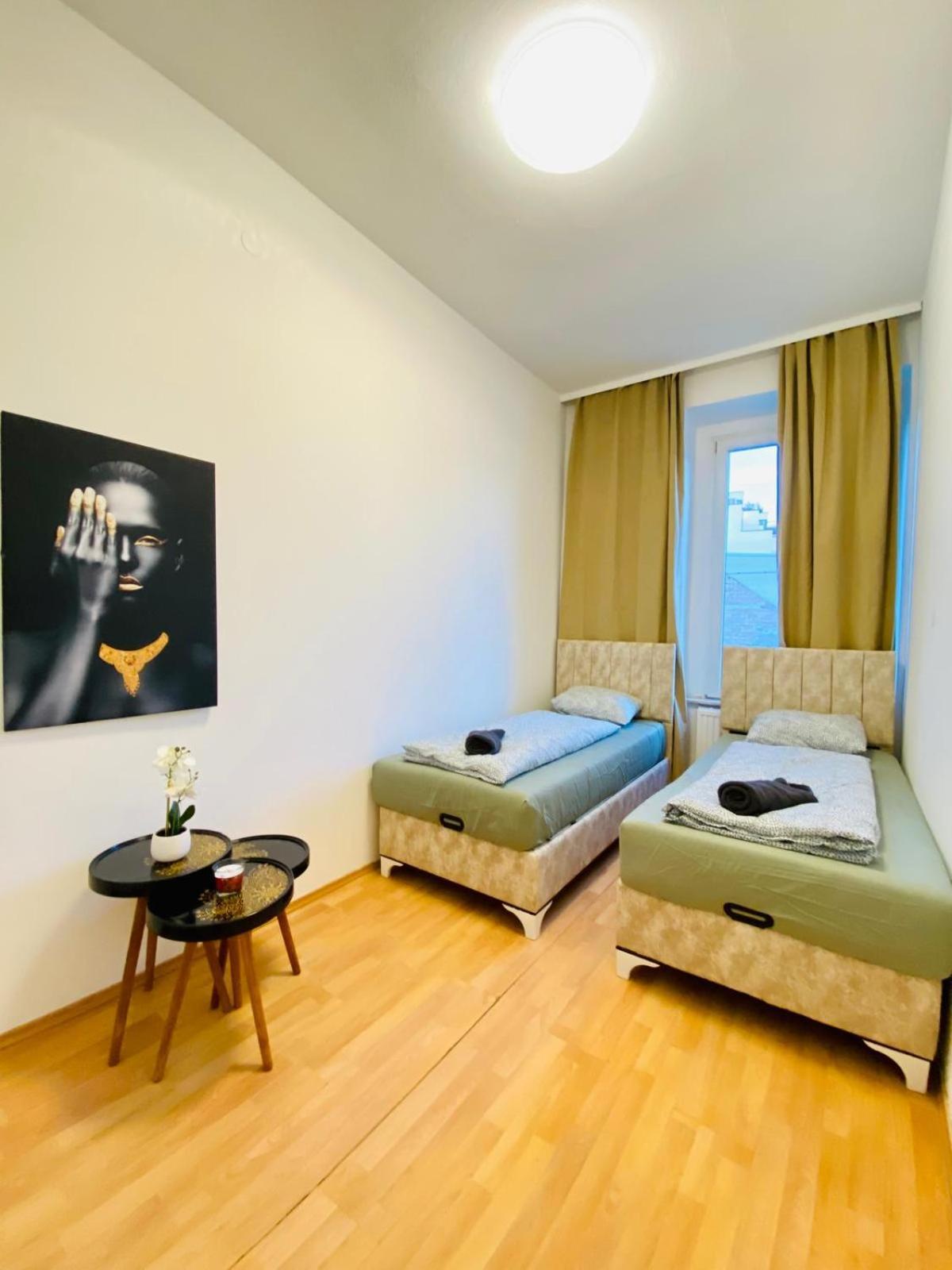 וינה Bright 5Br Shared Apartment W Great Transport Link מראה חיצוני תמונה