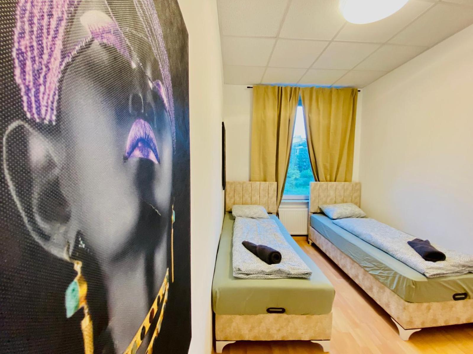 וינה Bright 5Br Shared Apartment W Great Transport Link מראה חיצוני תמונה
