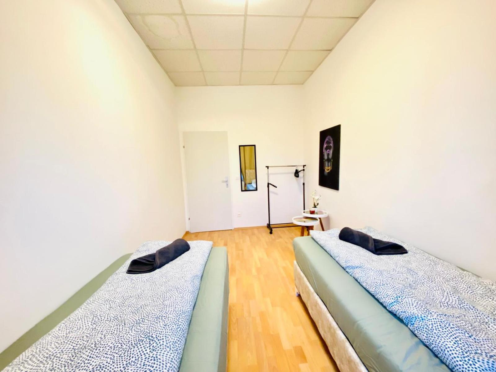 וינה Bright 5Br Shared Apartment W Great Transport Link מראה חיצוני תמונה
